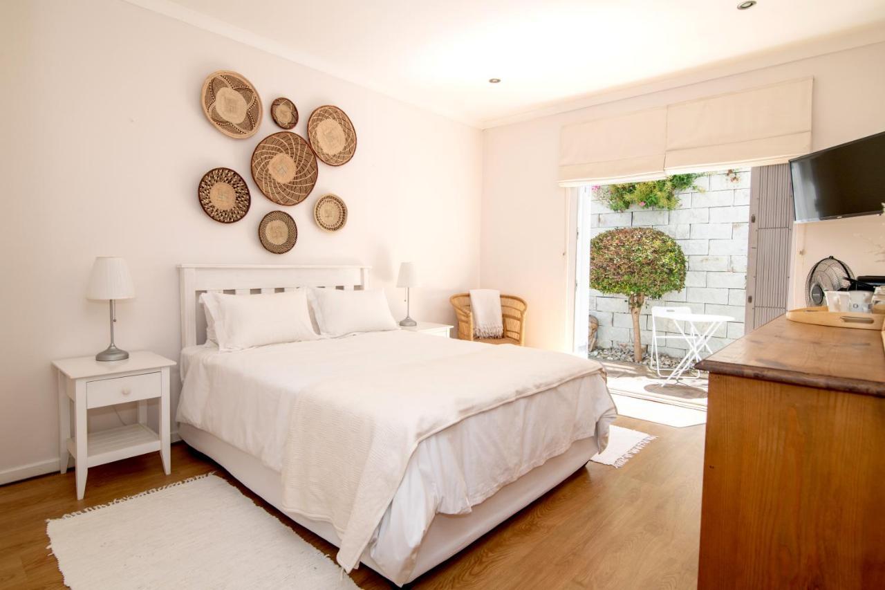 Camps Bay Guest Suite With Private Pool Ciudad del Cabo Exterior foto